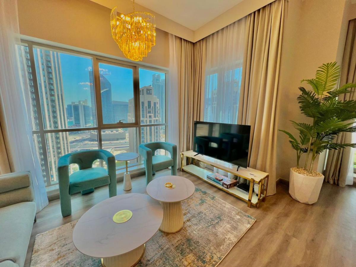 First Class 2Br With Burj Khalifa & Downtown View Dubai Buitenkant foto