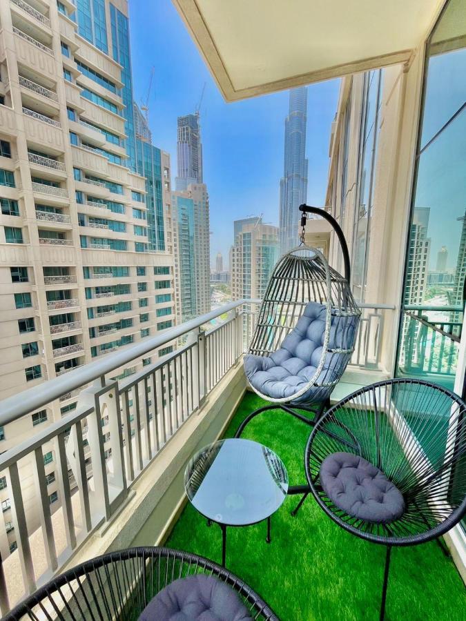 First Class 2Br With Burj Khalifa & Downtown View Dubai Buitenkant foto