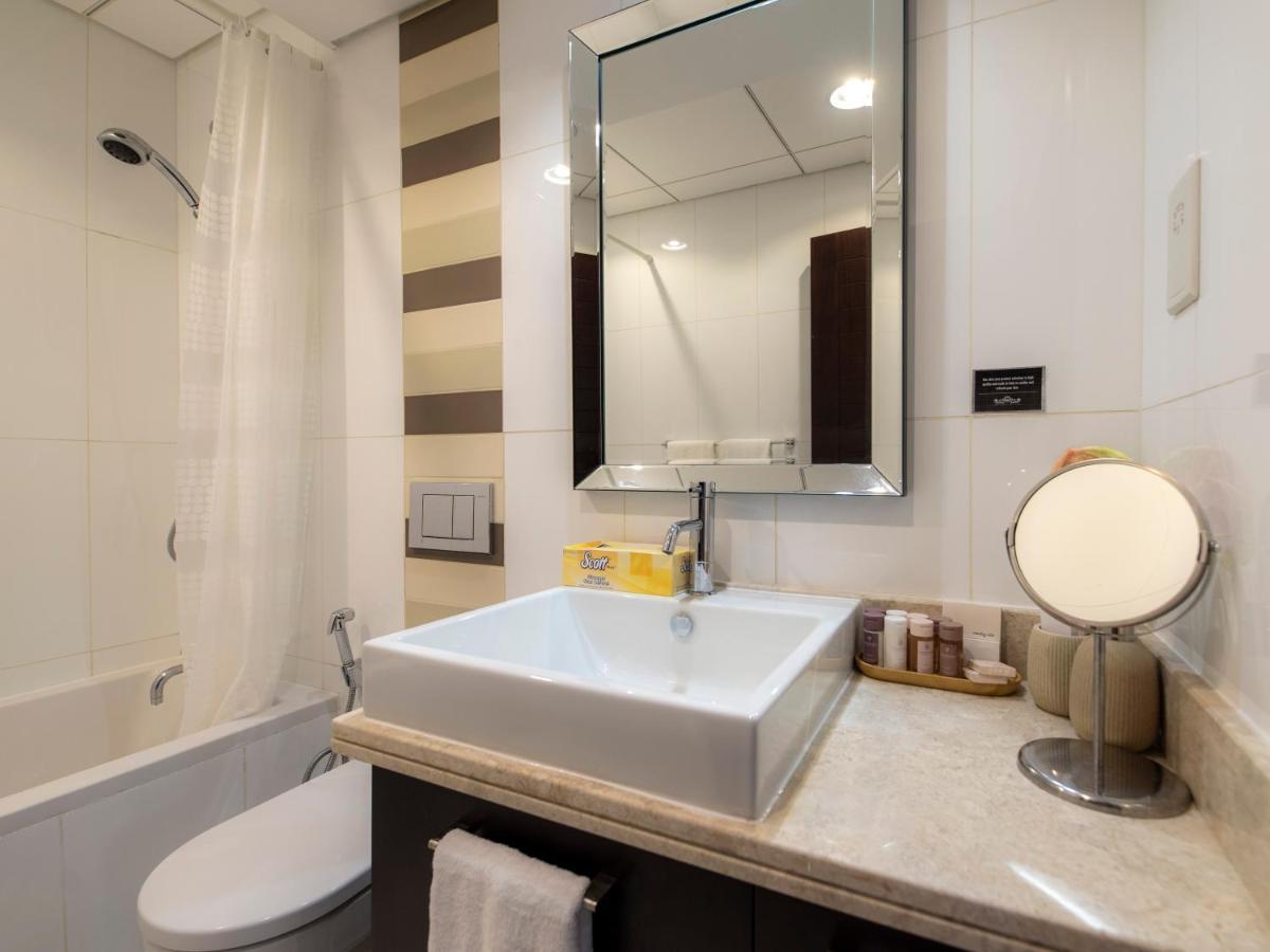 First Class 2Br With Burj Khalifa & Downtown View Dubai Buitenkant foto