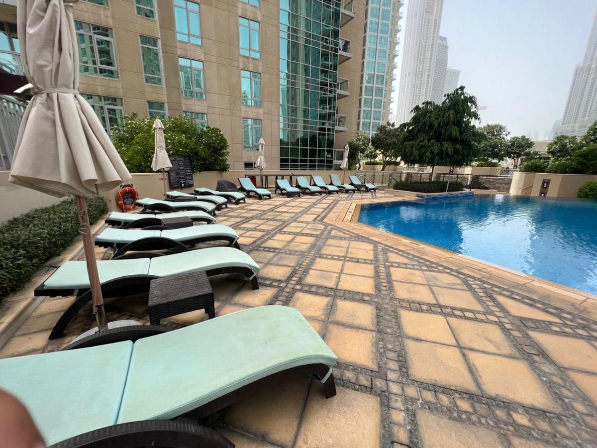 First Class 2Br With Burj Khalifa & Downtown View Dubai Buitenkant foto