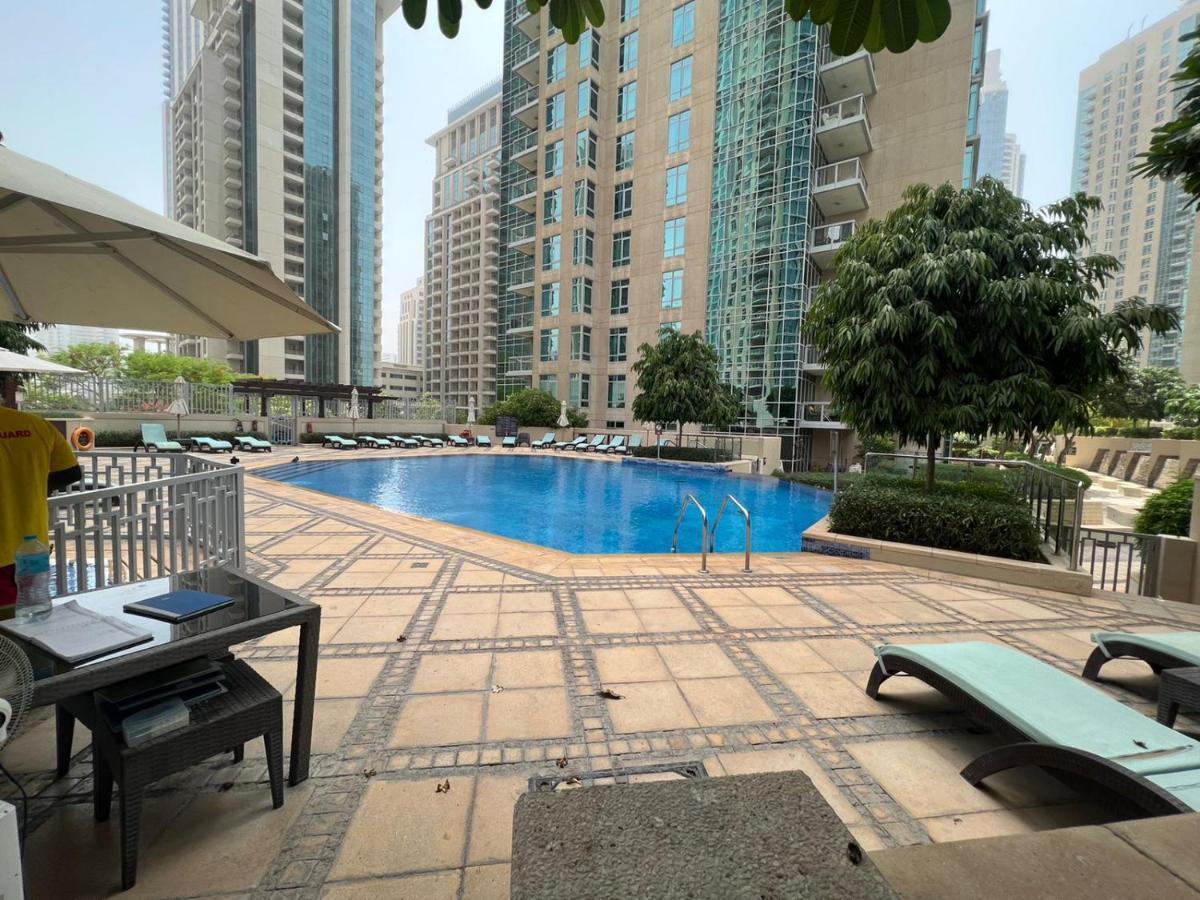 First Class 2Br With Burj Khalifa & Downtown View Dubai Buitenkant foto